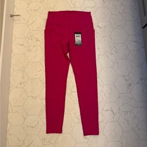 NWT Arc'tery Essent High-Rise Legging 28"